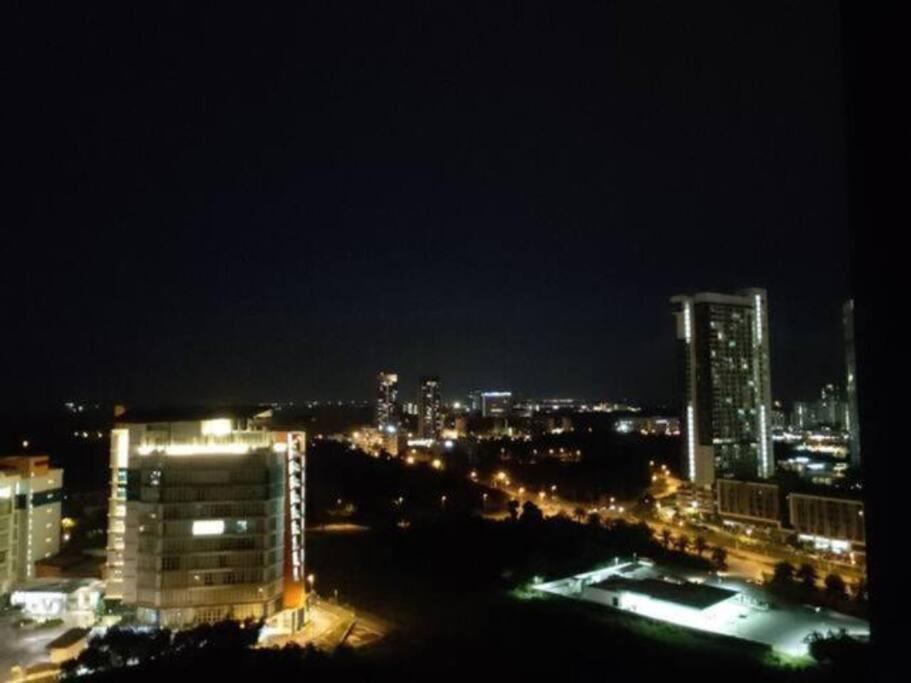 Apartment Hb2109-2 Bedroom-wifi-netflix-parking-swimmingpool-cyberjaya, 3076 Cyberjaya