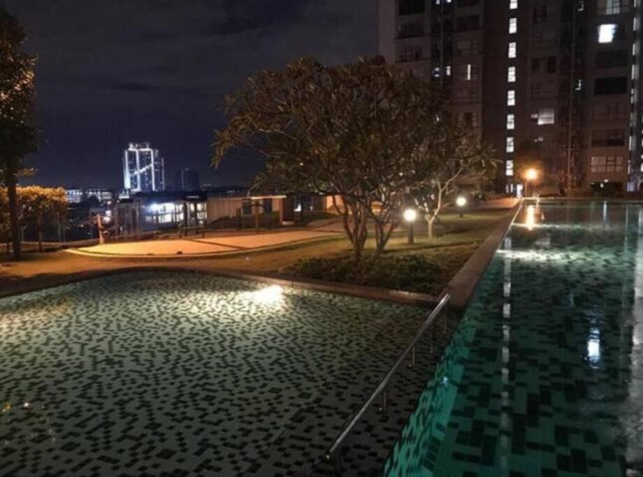 Hb2109-2 Bedroom-wifi-netflix-parking-swimmingpool-cyberjaya, 3076 * Cyberjaya